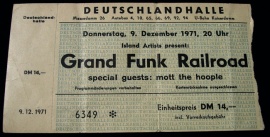 GrandFunkRailroad1971-12-09DeutschlandhalleWestBerlinGermany (1).jpg